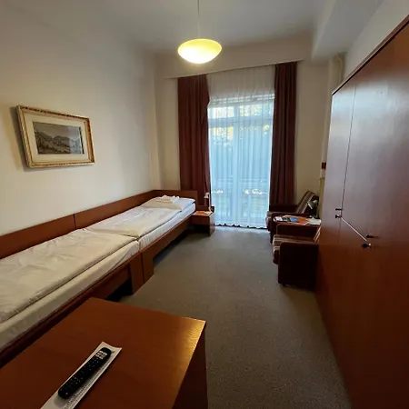 Palace - Kupele Szálloda 3*