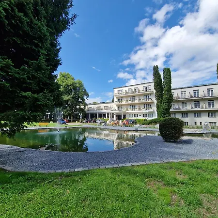 Szálloda Palace - Kupele Szliács