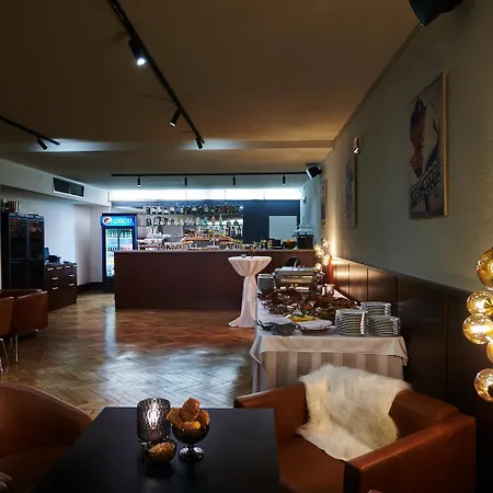 Palace - Kupele Szliács