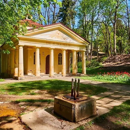 Palace - Kupele 3* Szliács