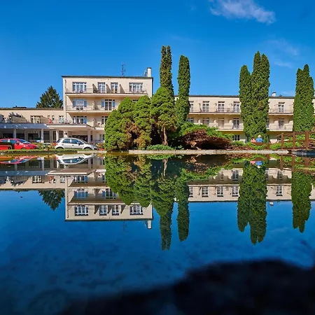 Palace - Kupele Szálloda 3*