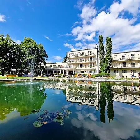 Palace - Kúpele Sliač